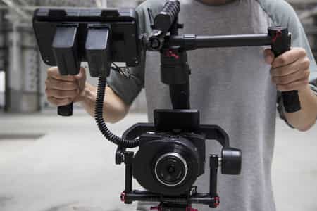 十萬的宣傳片，價(jià)格成2萬，到底是誰的錯(cuò)？ - 深圳產(chǎn)品視頻制作費(fèi)用 - 深圳映畫傳媒